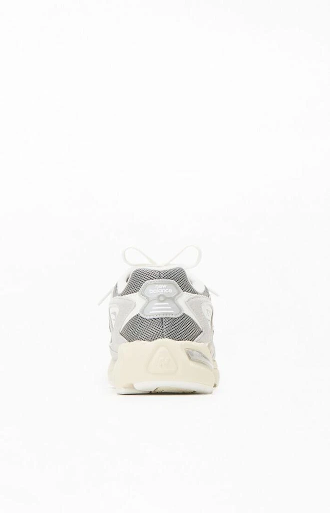 New Balance Gray 725V1 Shoes 3