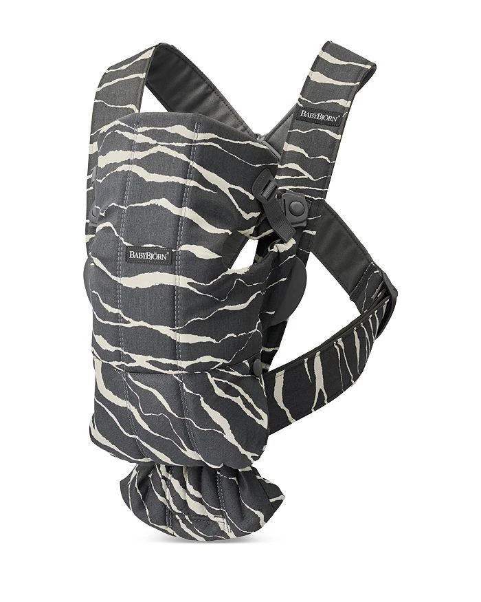 BabyBjörn Cotton Baby Carrier Mini 1