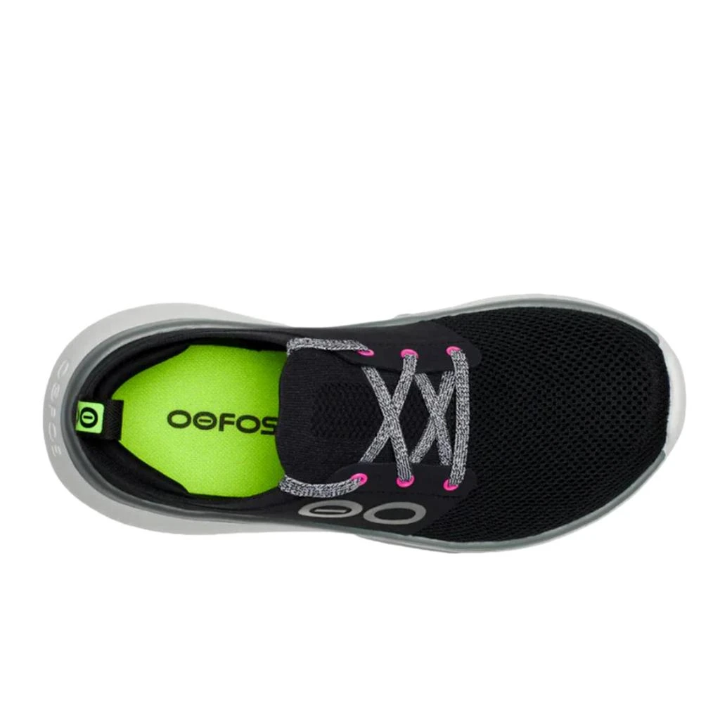 OOFOS OOMY Stride White / Black  5077-WHTBLK Women
s 2