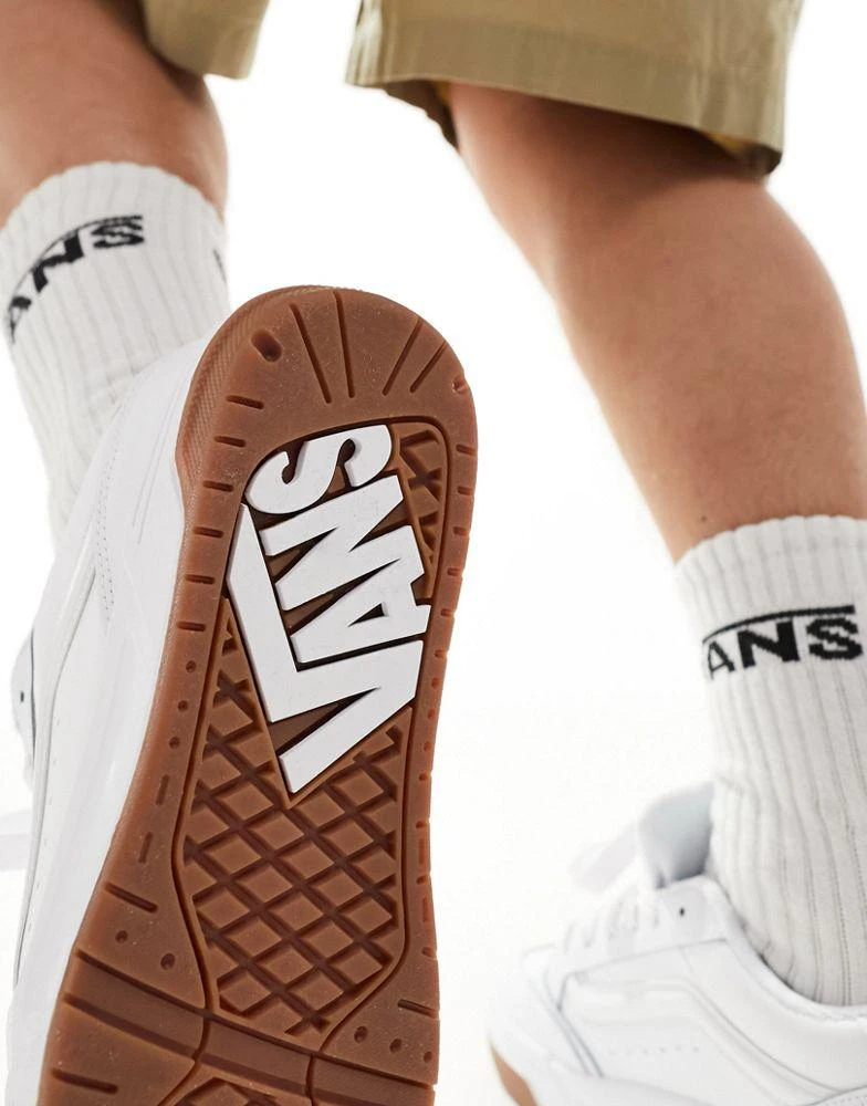 Vans Vans Hylane chunky trainers in white with gum sole 4