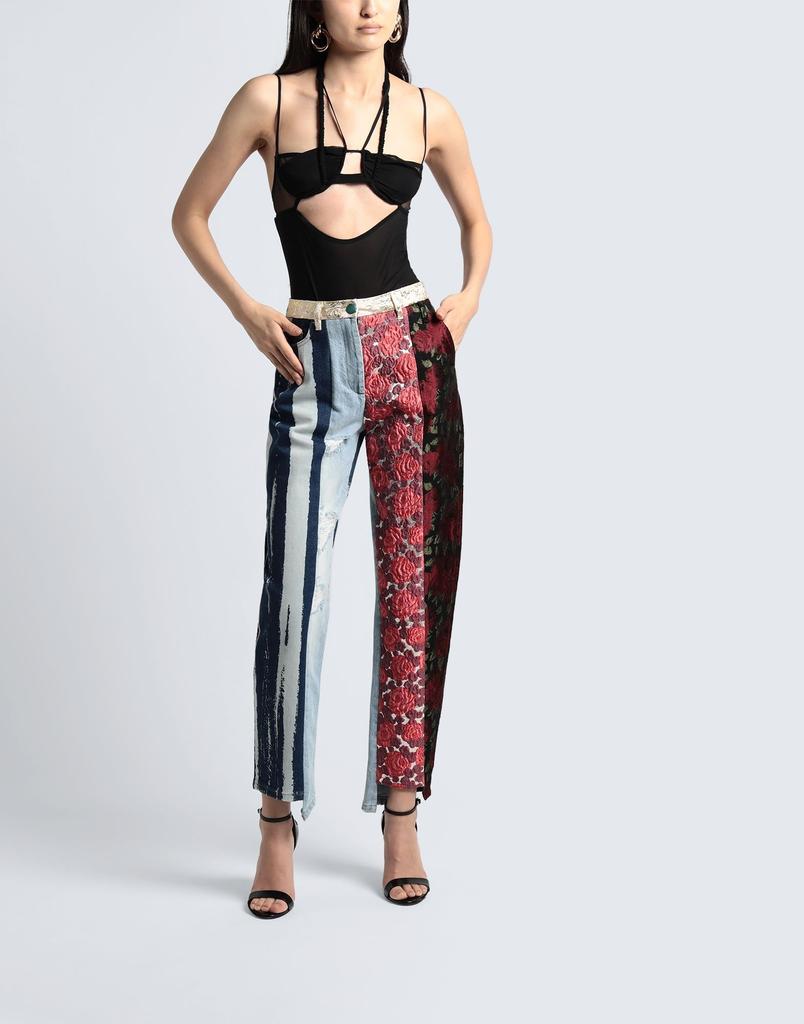 Nensi Dojaka TOPS & TEES