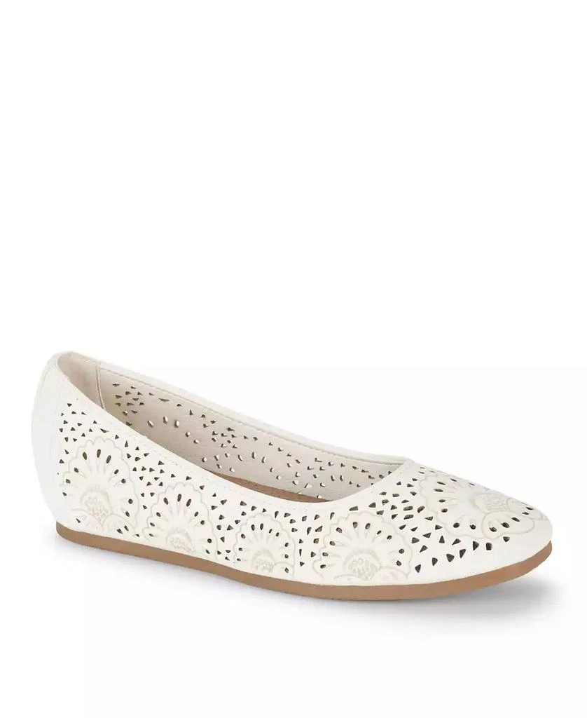 Baretraps Women's Chika Ballet Flats 7