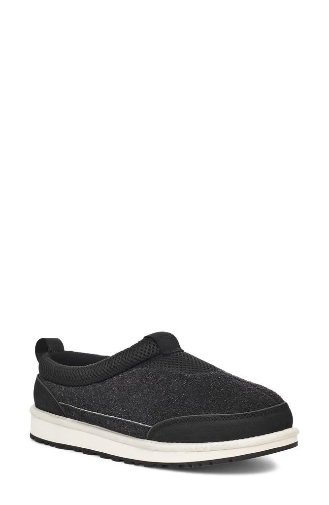 UGG® Tasman IOE Indoor/Outdoor Slipper 1