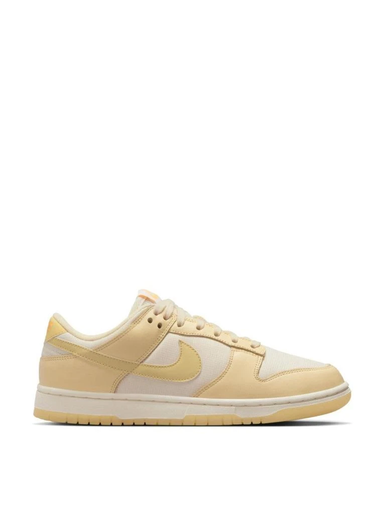 NIKE Dunk Low Sneakers 1