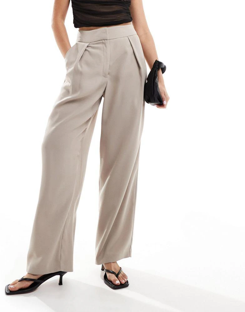 River Island River Island wide leg trouser in beige 3
