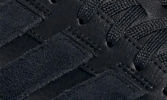 Adidas Courtblock Sneaker 7