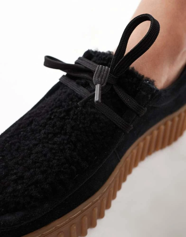 Clarks Clarks Torhill Bee in black with brown sole 2