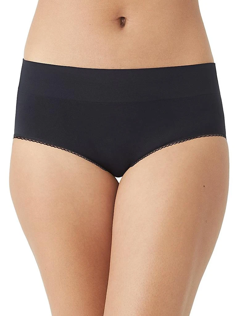 Wacoal Feeling Flexible Brief 1