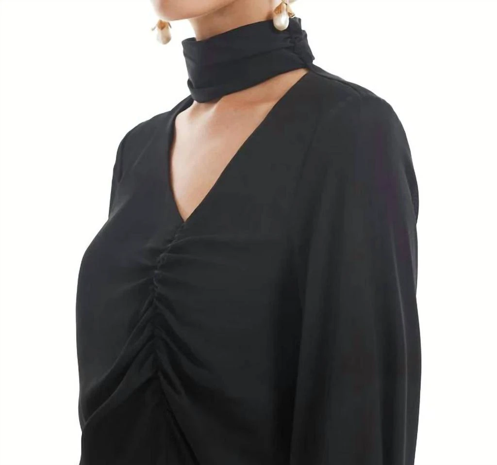 krisa Krisa - Asymmetrical Blouse 2