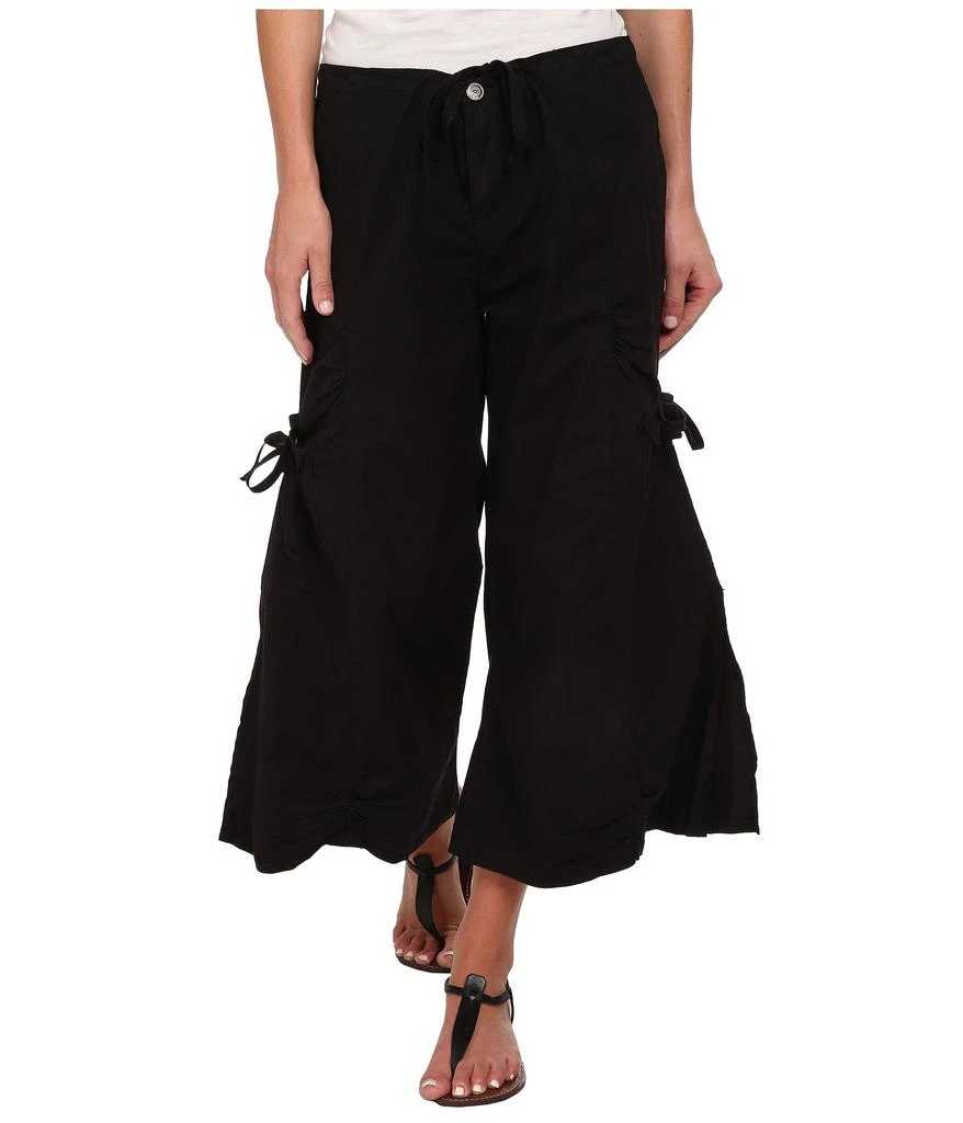 XCVI Cargo Gaucho Crop 1
