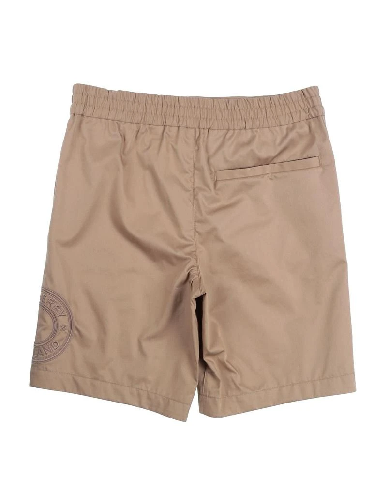 Burberry Shorts 
Bermuda 2