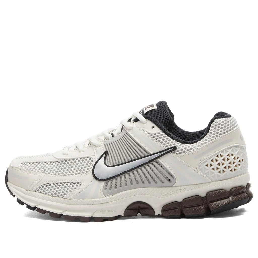 NIKE Nike W Zoom Vomero 5 2