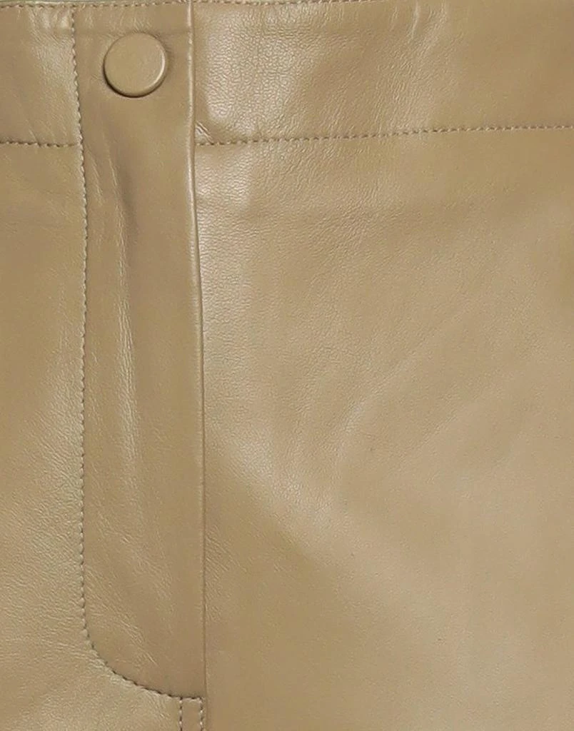 YVES SALOMON Casual pants 4