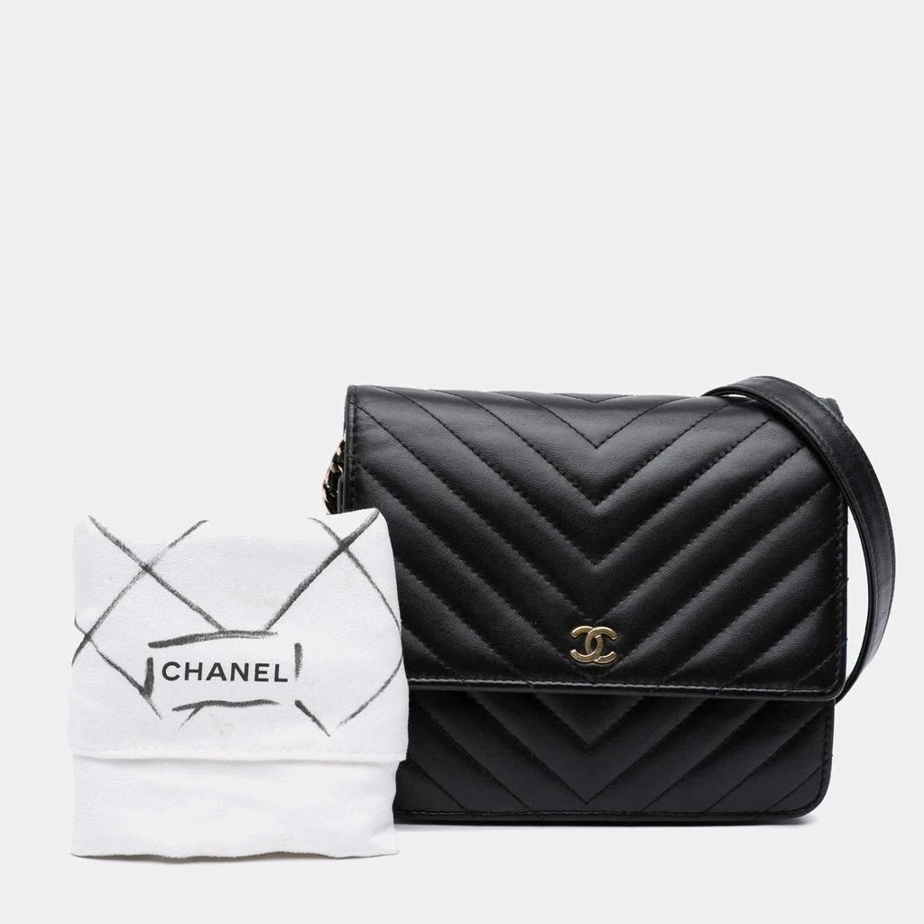 Chanel Chanel Black CC Chevron Lambskin Square Wallet On Chain 9