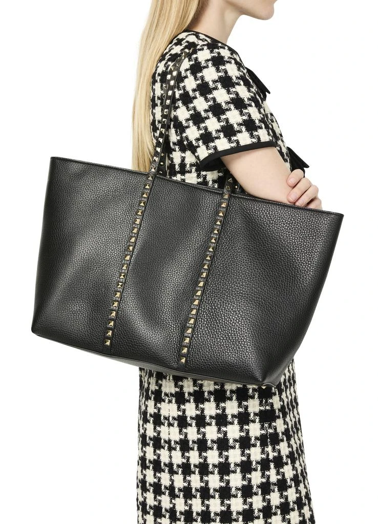Valentino Rockstud medium tote bag 8