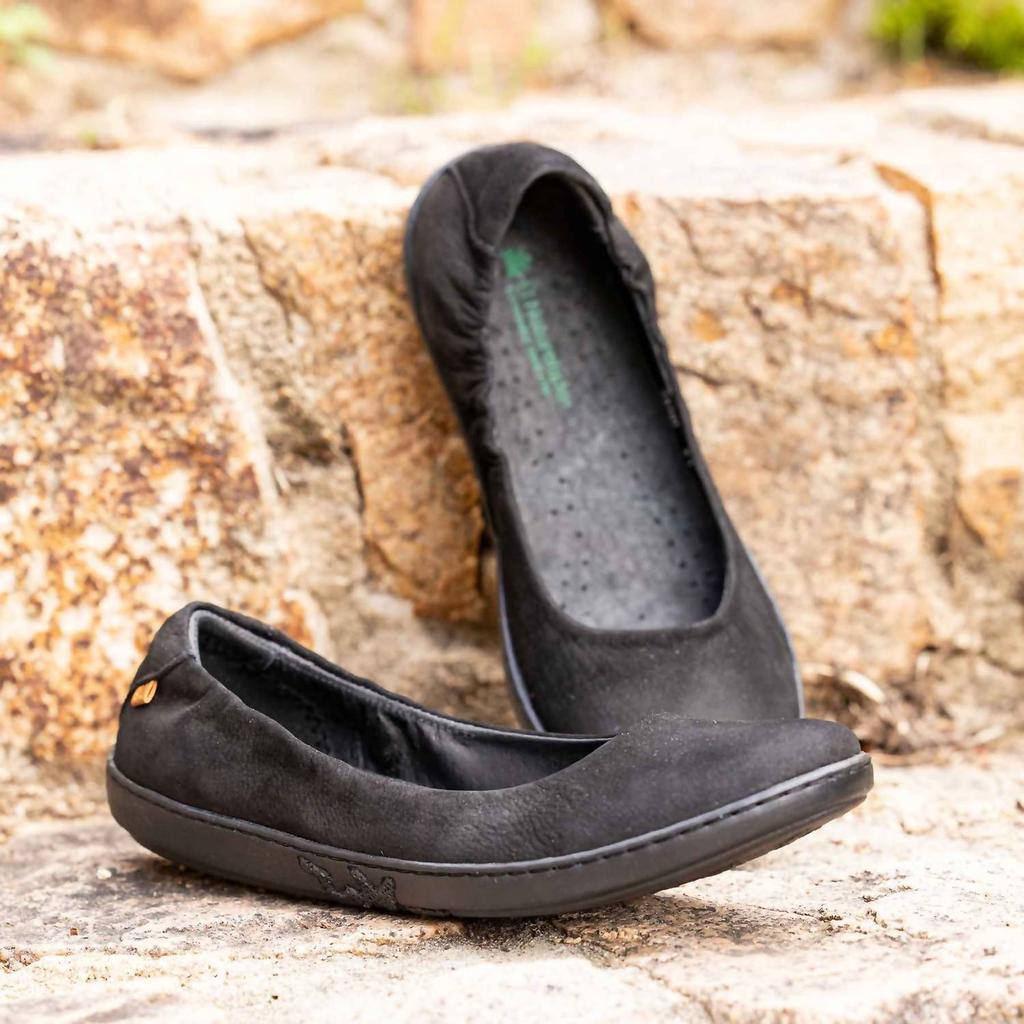 El Naturalista El Naturalista - Women's Coral Fantasy Ballet Flat