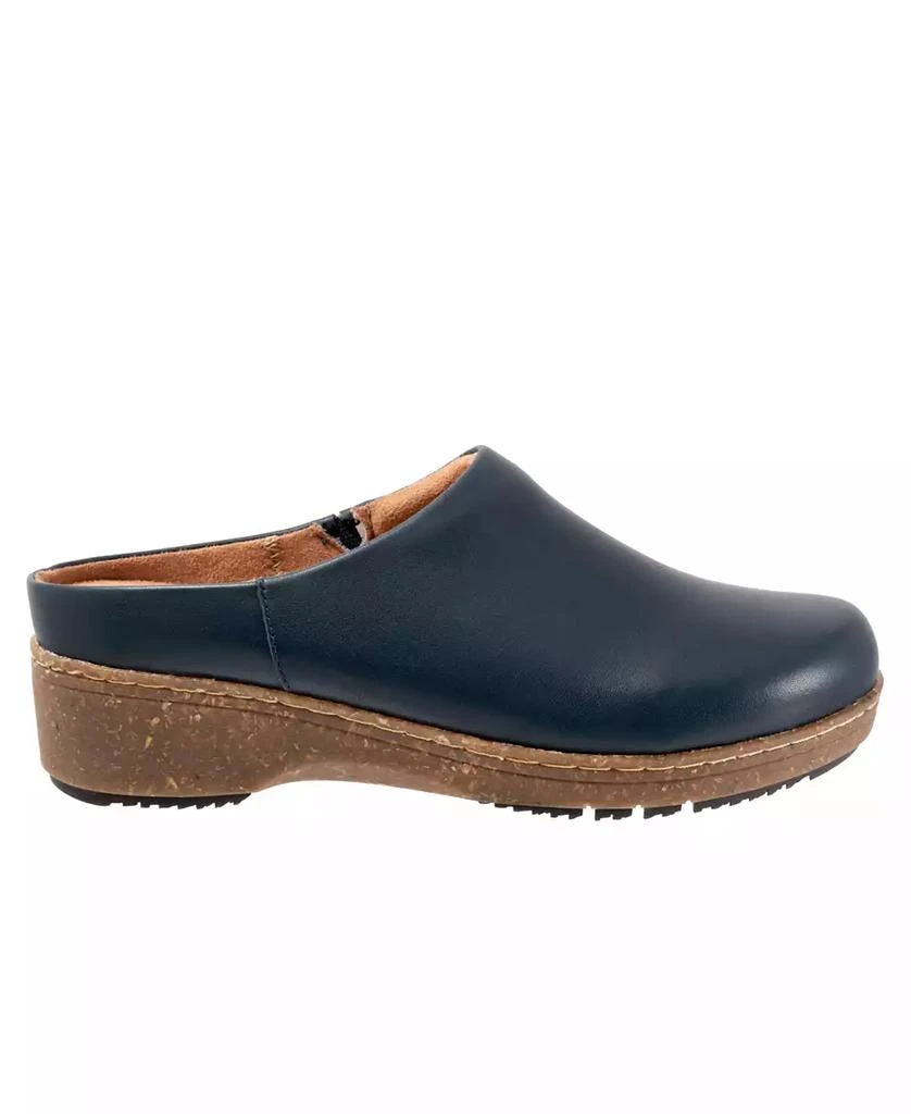 SoftWalk Arvada Clog 3