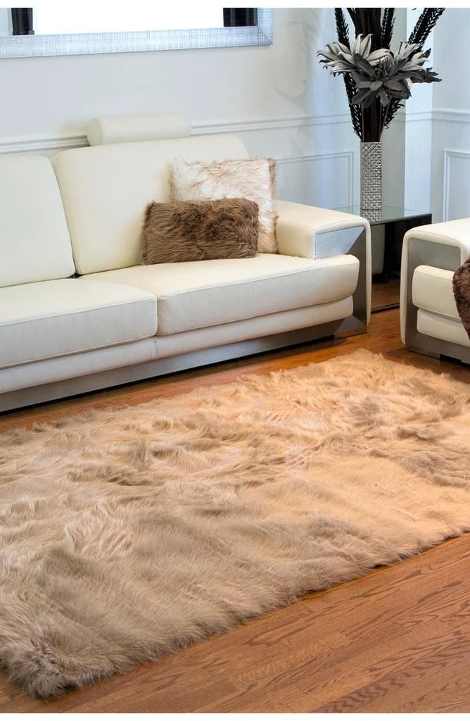 LUXE Hudson Faux Sheepskin Rug/Throw - Tan 2