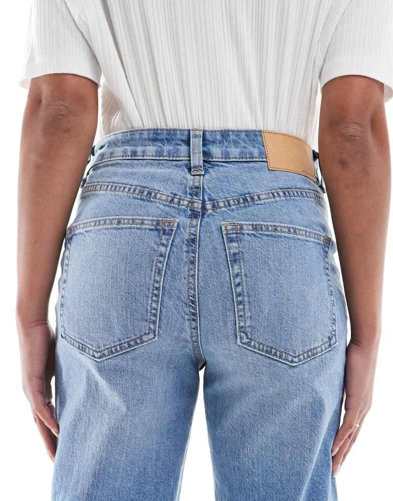 ASOS ASOS DESIGN Maternity ankle grazer straight leg jeans in mid blue 5