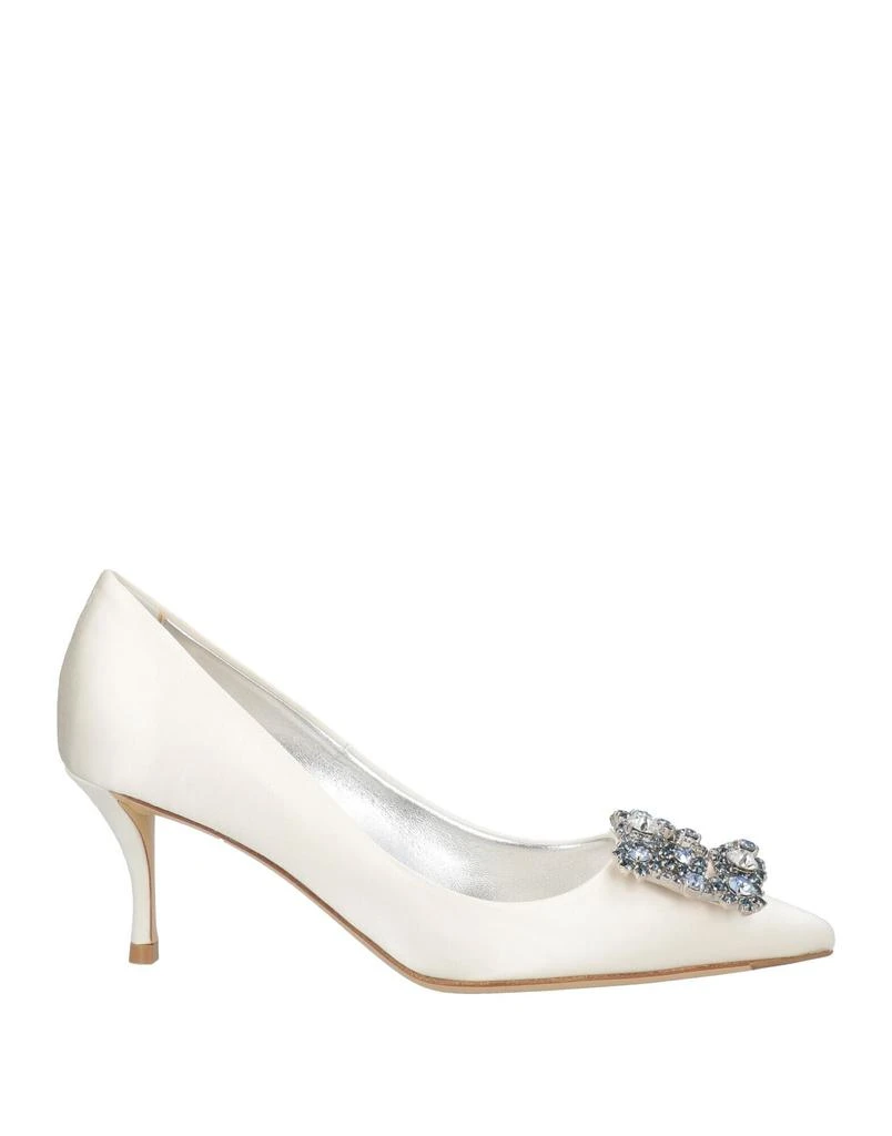 Roger Vivier Pump 1