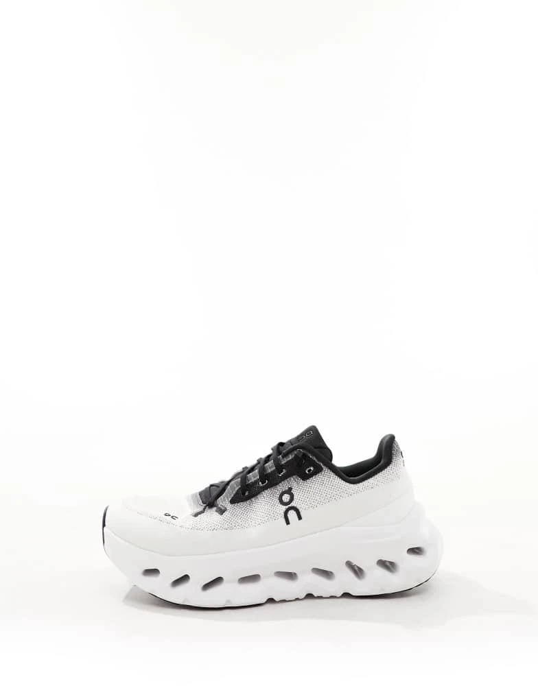 On ON Cloudtilt all day trainers in white and black 2