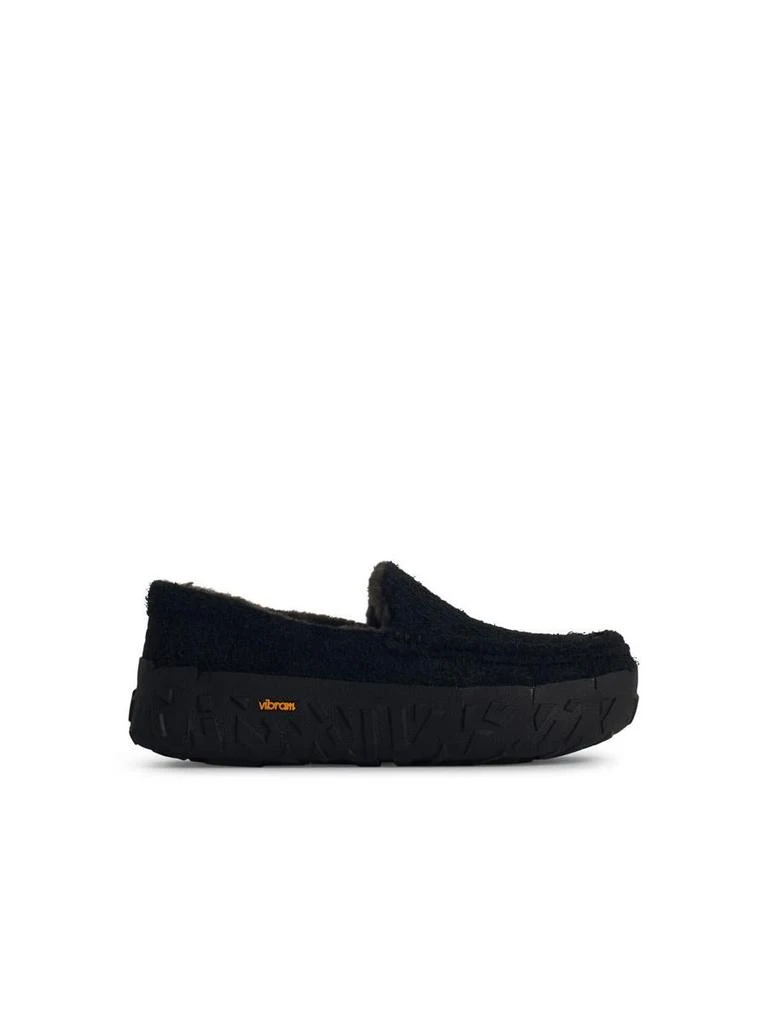 UGG  display picture 3