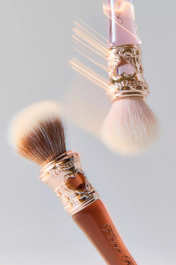 Flower Knows Flower Knows The Sweetie Bear Series Rounded Blush Brush
