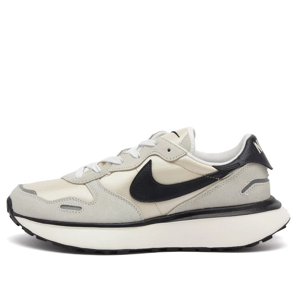 NIKE Nike W Phoenix Waffle Sneaker 2