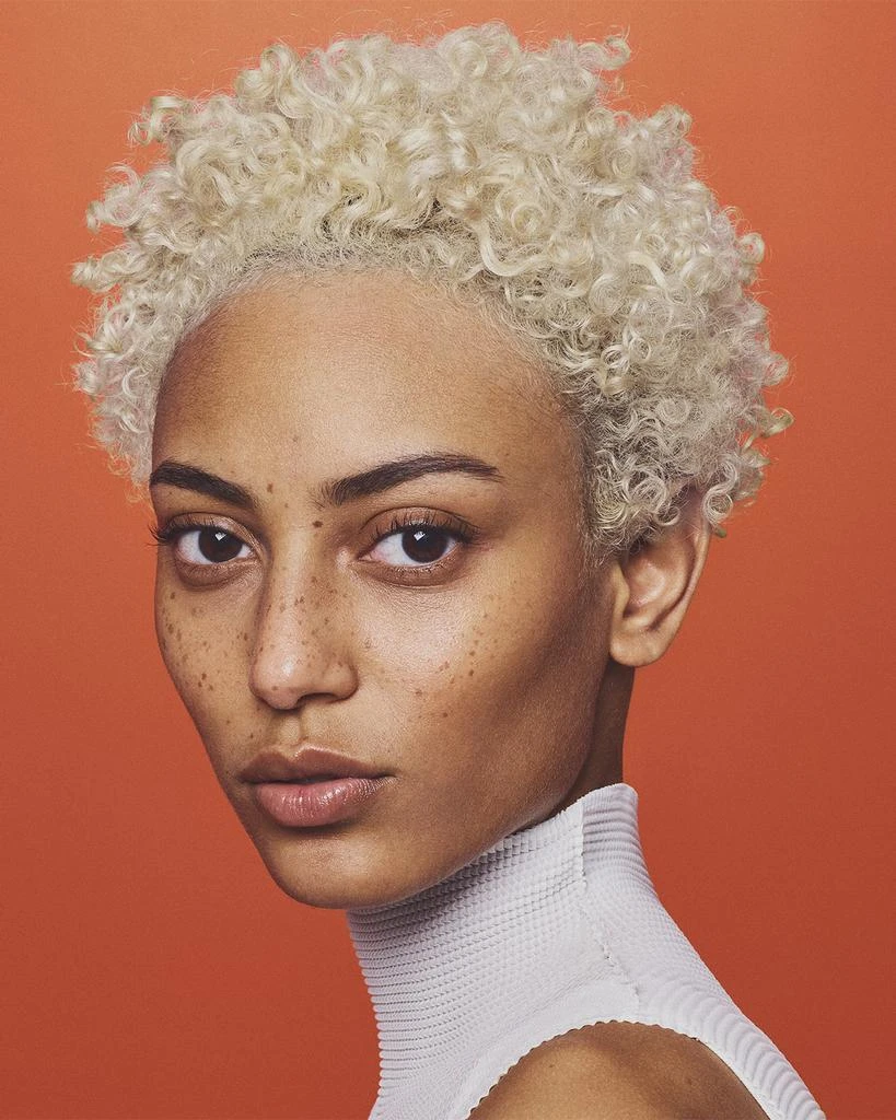 Oribe Bright Blonde Sun Lightening Mist 2