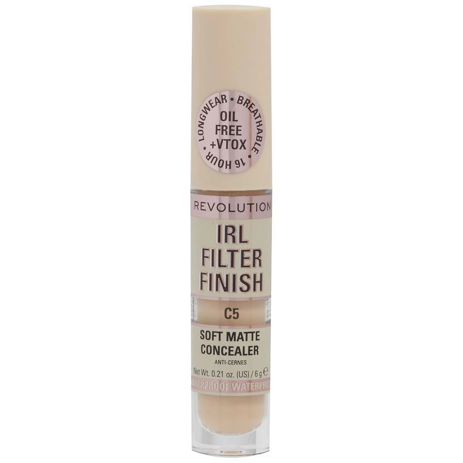 Makeup Revolution IRL Filter Longwear Concealer 1