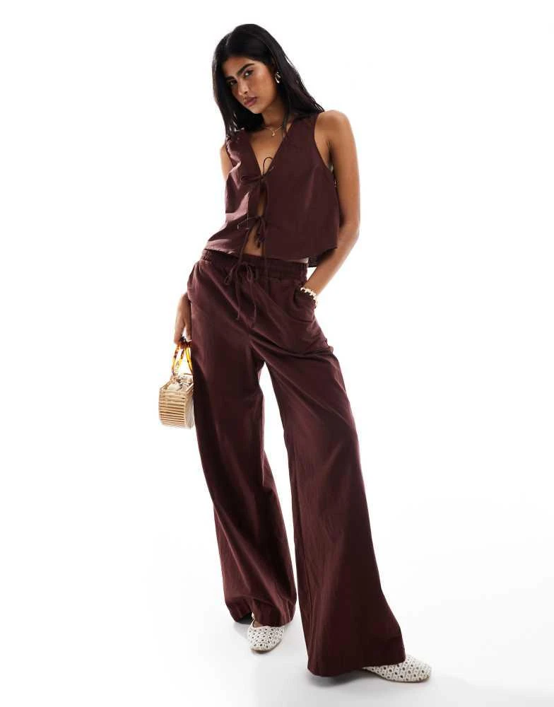 Miss Selfridge Miss Selfridge linen tie front top co-ord in chocolate 2