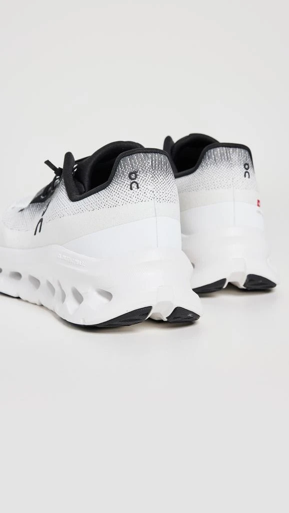 On Cloudtilt Sneakers 2