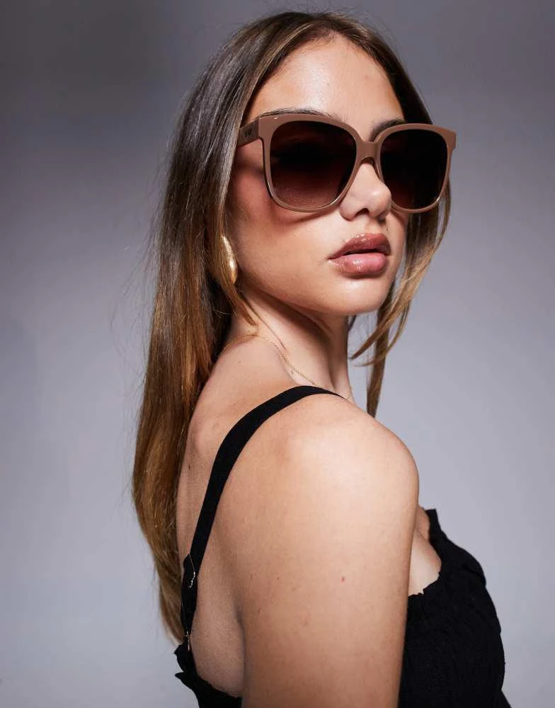 Quay wide awake oversized square sunglasses in coffee brown  display picture 1