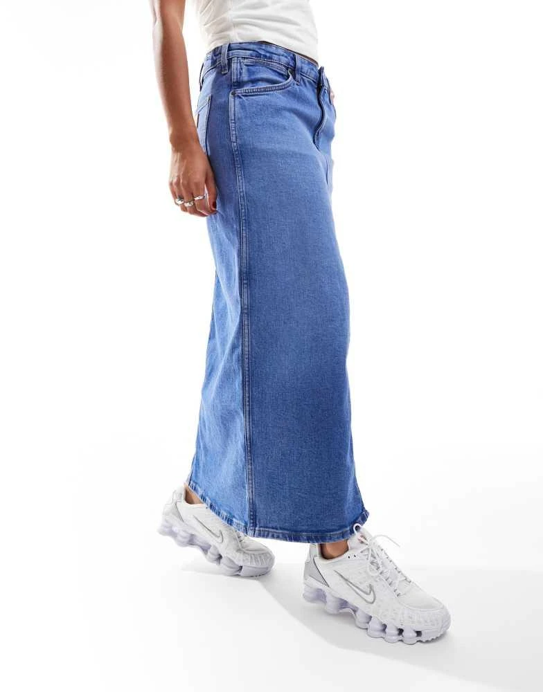 Wrangler Wrangler denim maxi skirt in light blue 5