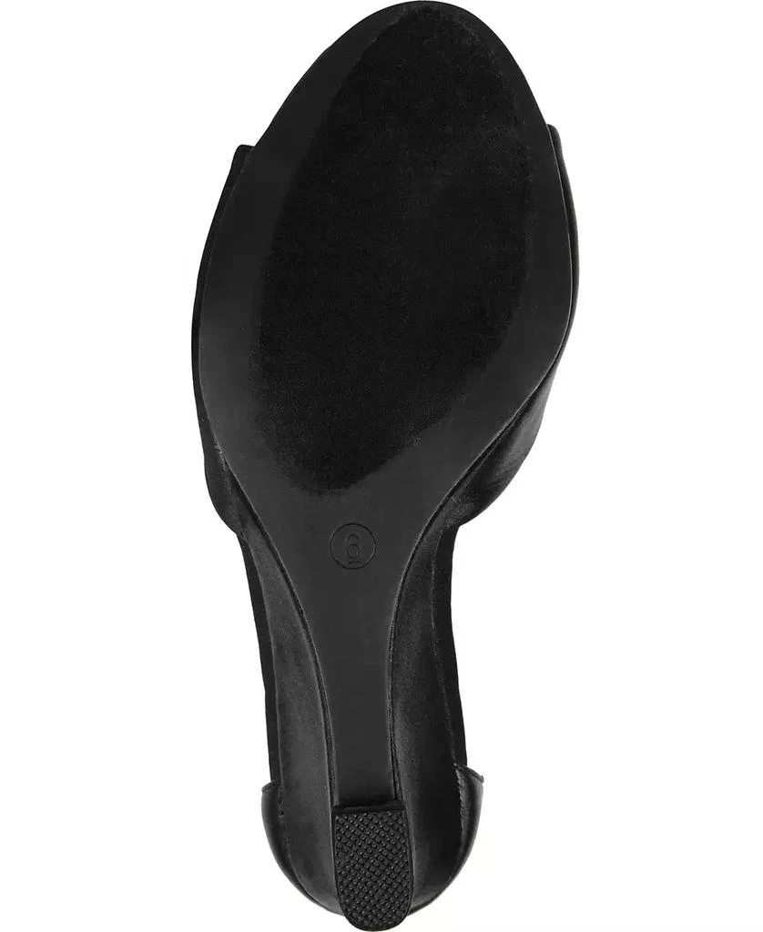 Journee Collection Women's Connor Wedges 5