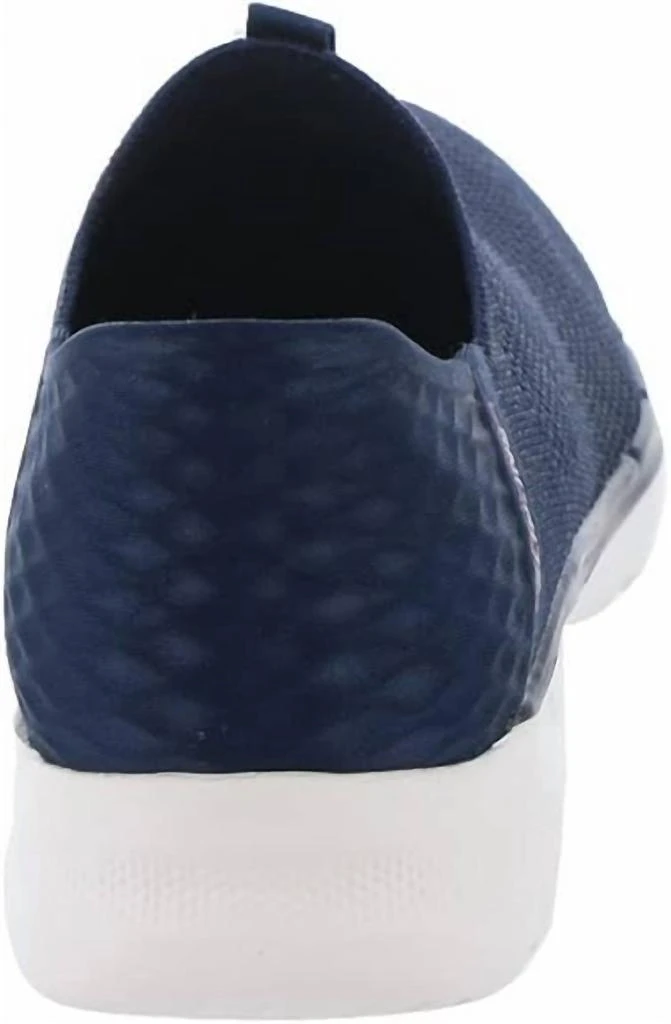 SKECHERS Skechers - Women
s Go Walk 6 Slip-ins 6