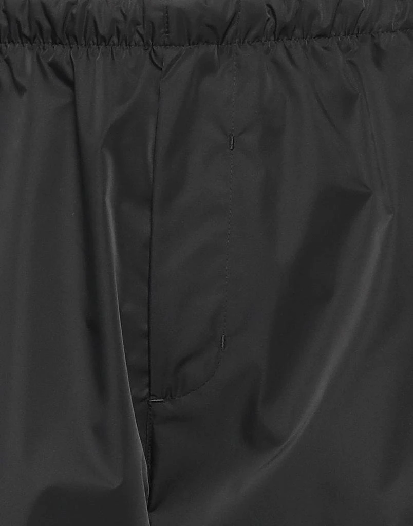 Givenchy Shorts 
Bermuda 4