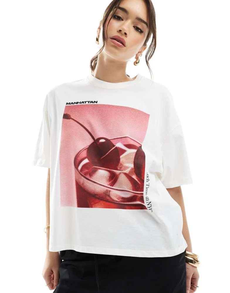 Bershka Bershka oversized boxy t-shirt with cherry print 1