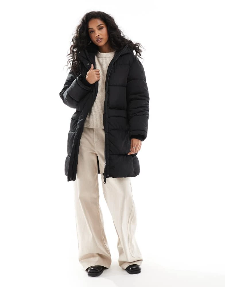 Pull&Bear Pull&Bear padded longline puffer coat with hood in black 1