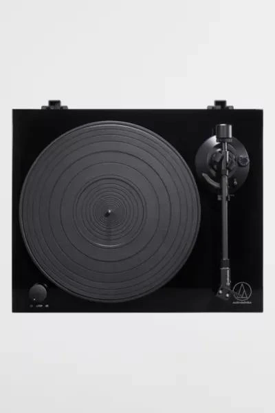 Audio-Technica Audio-Technica AT-LPW50PB Manual Belt-Drive Turntable 2