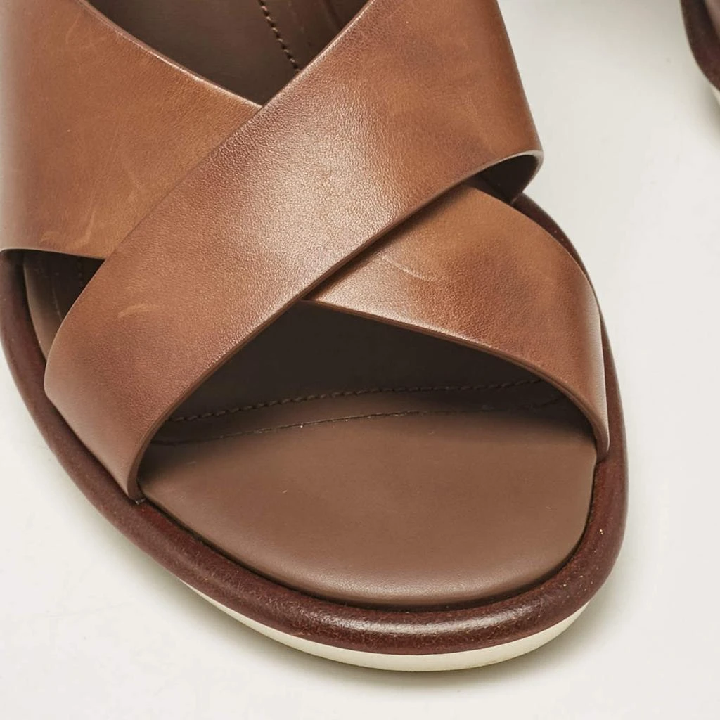 Tod's Tod's Brown/White Leather Block Heel Slingback Sandals Size 40 7