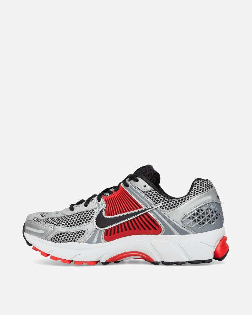 NIKE Zoom Vomero 5 SE Sneakers Bright Crimson / Glacier Ice 3