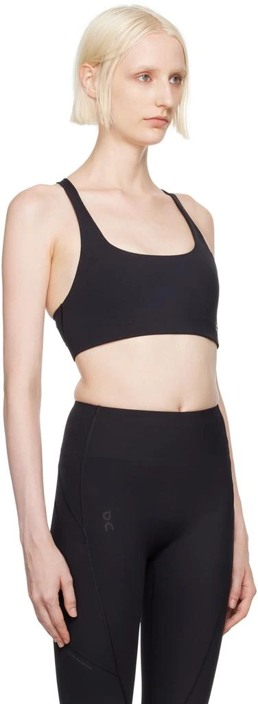On Black Movement Sport Bra 2