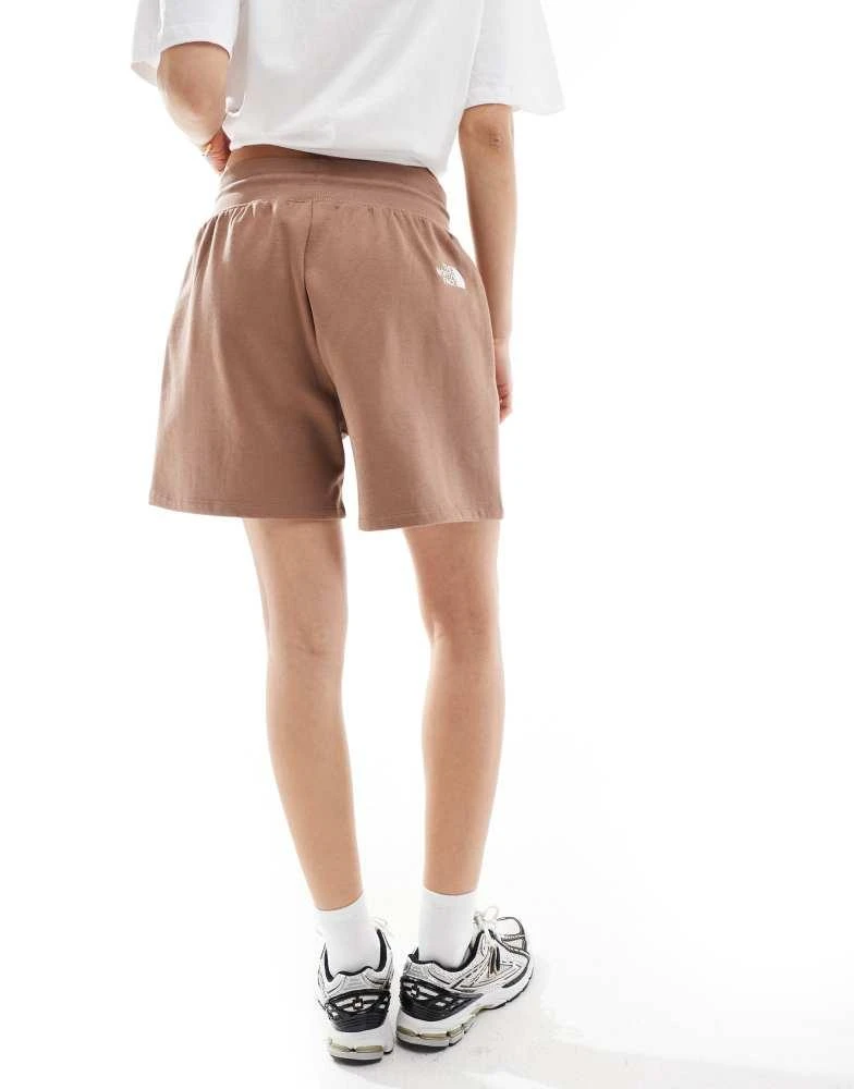 The North Face The North Face Essential relaxed shorts in latte 4