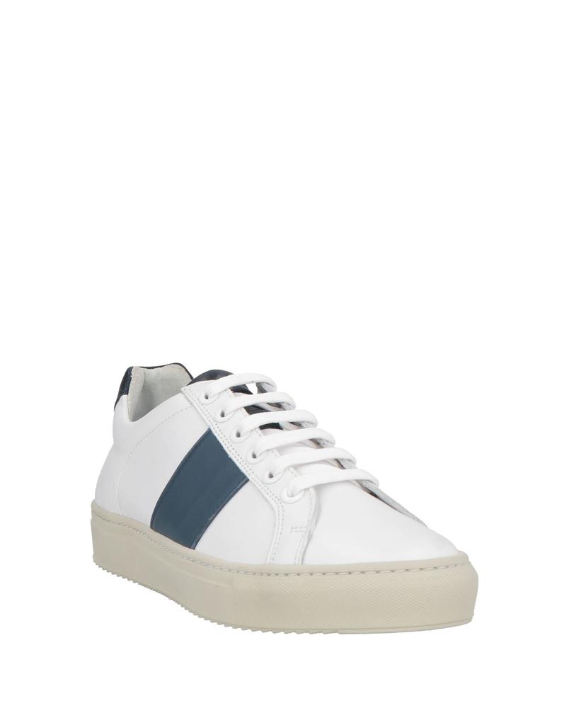 NATIONAL STANDARD Sneakers