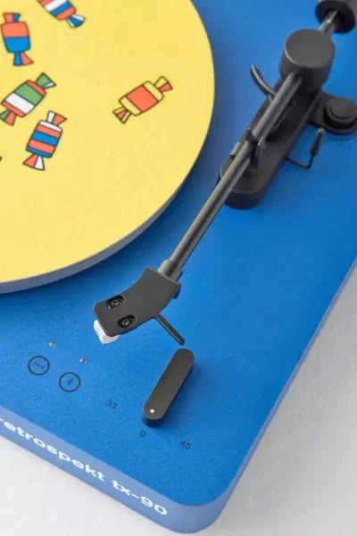 Retrospekt Miffy + Retrospekt UO Exclusive TX-90 Bluetooth Turntable 3