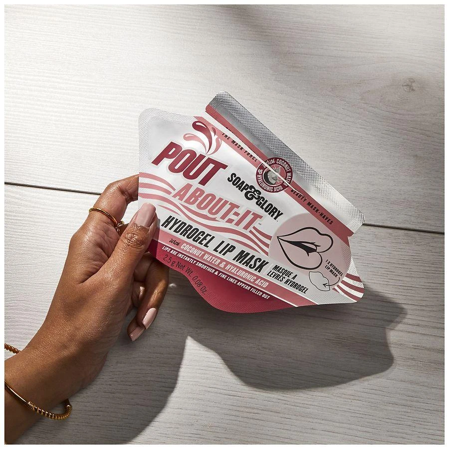 Soap & Glory Pout About It Hydrogel Lip Mask 4
