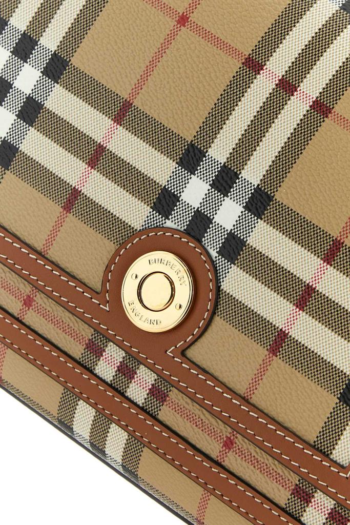 【関税＆送料込み】Burberry Ll Md Note Dfc Burberry LL MD NOTE DFC - BeyondStyle