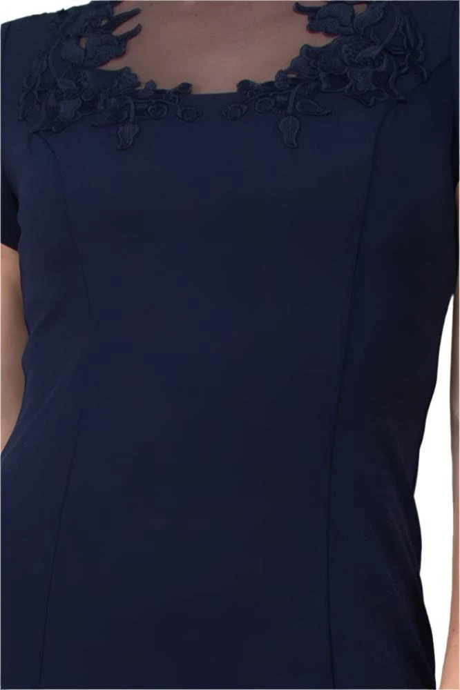 TRUEDAMES Illusion Embellished Crew Neck Short Sleeve Trumpet Keyhole Back Concealed Zipper Back Crepe Gown 5