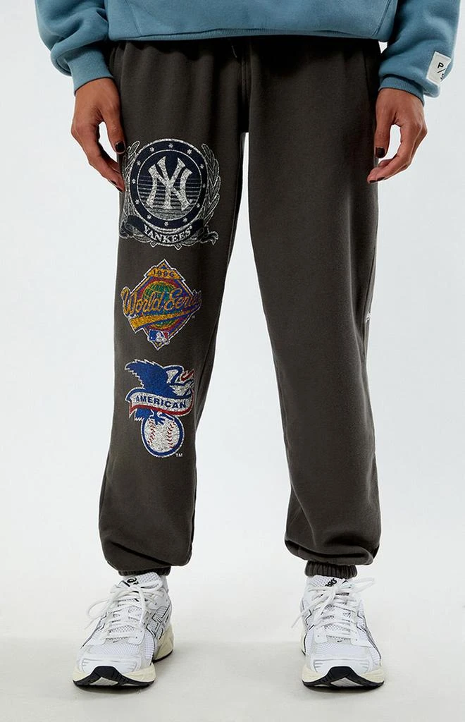New Era NY Yankees Vintage Sweatpants 2